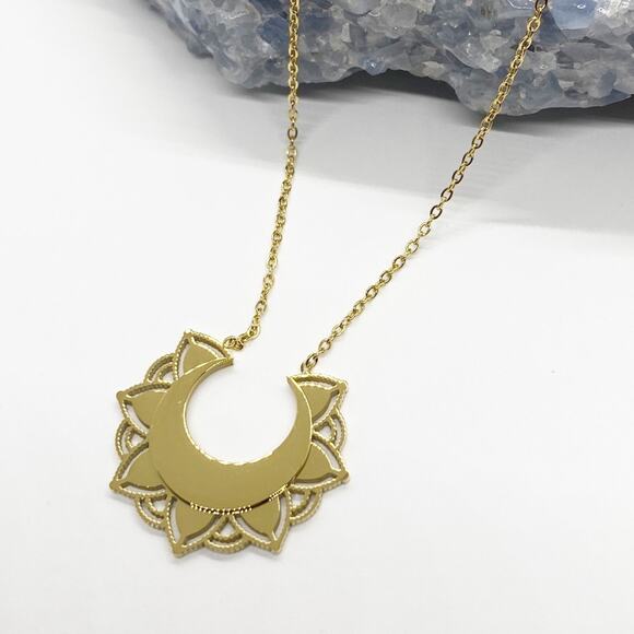 NEW Early Riser Sun Gold Layering Necklace - Picture 4 of 13
